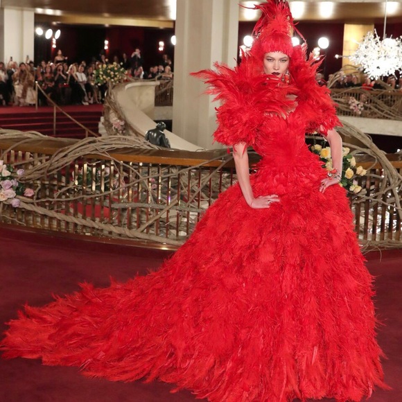 Fabulous Fashion - Picture 4 of 14